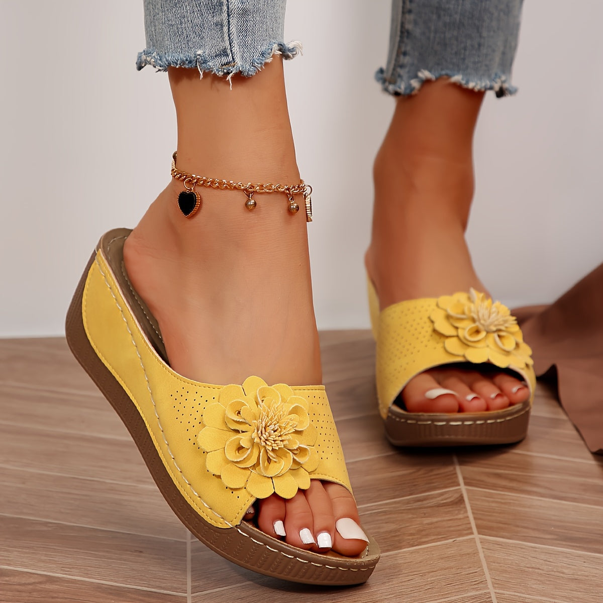 Liora™ | Mules