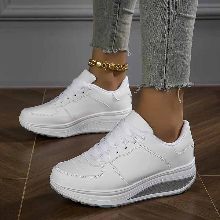 Nicole | Baskets moderne