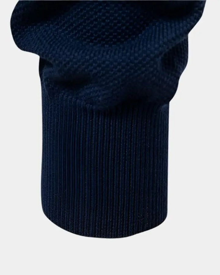 René | Pull Court